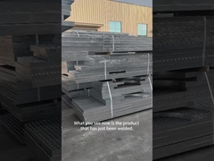 30 मिमी क्रॉस बार के साथ 3 मिमी ब्राइट स्टील मंजिल डेकिंग ग्रिटिंग