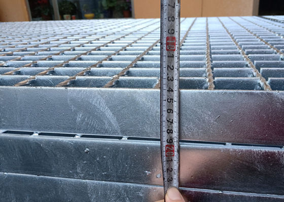 Plain Bar Steel Walkway Grating 58x5 Heavy Duty Industrial Deck Flooring
