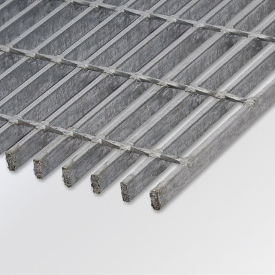 Hot Dip Galvanized Flooring Heavy Duty Steel Grating 32*5mm Anti-Skid