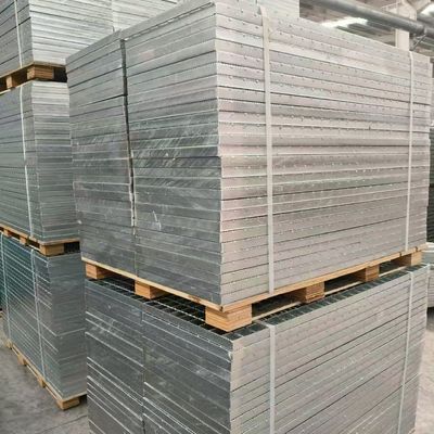 स्वचालित उपकरण सटीक उत्पादन के लिए औद्योगिक इस्पात ग्रिटिंग
