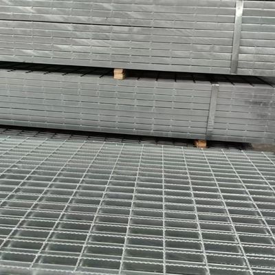 औद्योगिक भवनों के लिए विरोधी फिसलन जस्ती वेल्डेड स्टील फर्श ग्रिटिंग