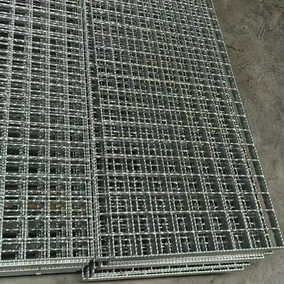 30 मिमी लेयरिंग बार पिच सेरेटेड स्टील ग्रिटिंग OEM उपलब्धता
