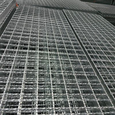 ANSI / NAAMM MBG531-88 मानक गली ग्रिटिंग फ्लैट या सेरेटेड स्टील प्रकार प्रदर्शन