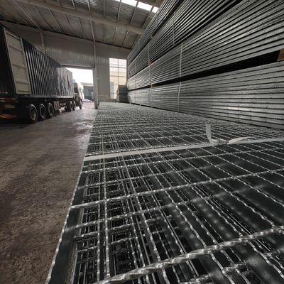 कस्टमाइज्ड-मेड इंडस्ट्रियल स्टील ग्रेटिंग प्रेस लॉक स्टील विथ प्रेशर वेल्डेड स्टील ग्रिड प्लेट प्रोडक्शन मेथड