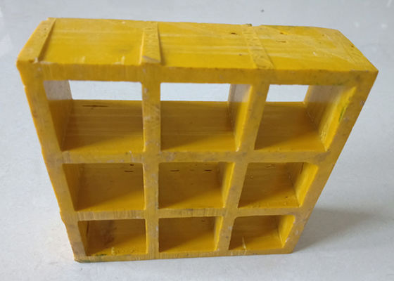 50x50 येलो वॉकवे एफआरपी मोल्डेड ग्रेटिंग पैनल्स